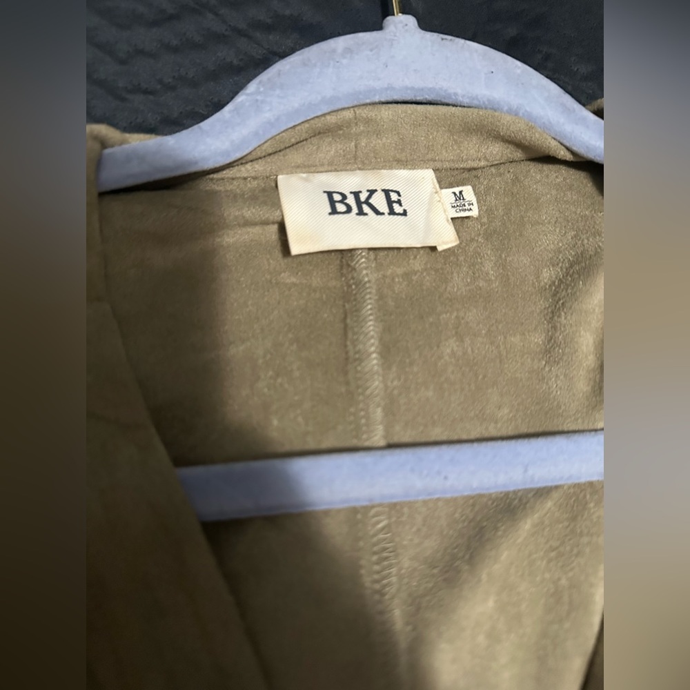 suede green BKE dressy top/jacket - Picture 3 of 7